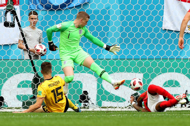 内维尔对这 内维尔对这